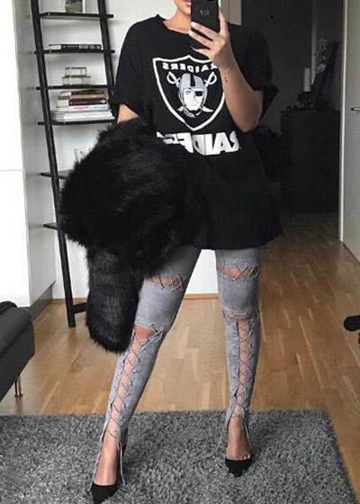 Calça Legging Suede com Ilhós