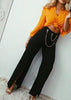 Calça Flare Fenda com Corrente