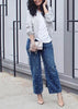 Calça Jeans Bordada com Perola