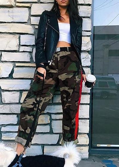 Calça Cargo Camuflada Feminina Com Listras