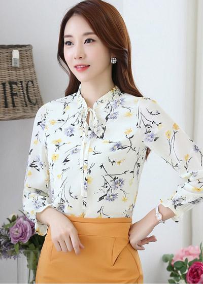 Blusa Gola Laço Floral Manga Longa