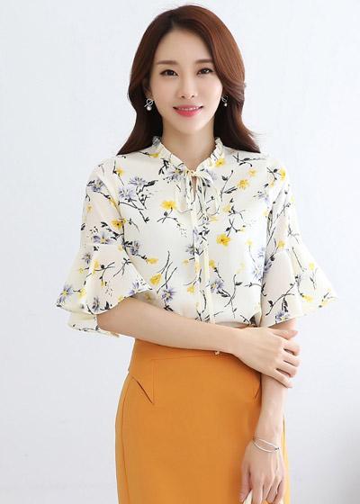 Blusa Gola Laço Floral