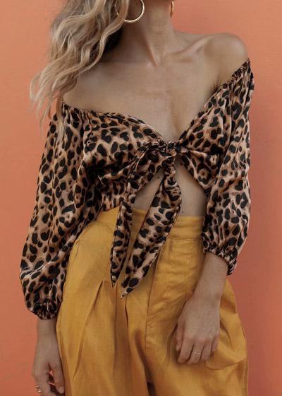 Blusa Cropped Estampa Oncinha com Amarração na Frente