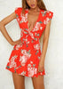 Vestido Curto Florido Decotado na Frente