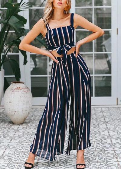 Conjunto Listrado Calça Pantalona e Cropped