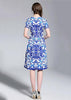 Vestido Curto Rodado de Estampa de Porcelana