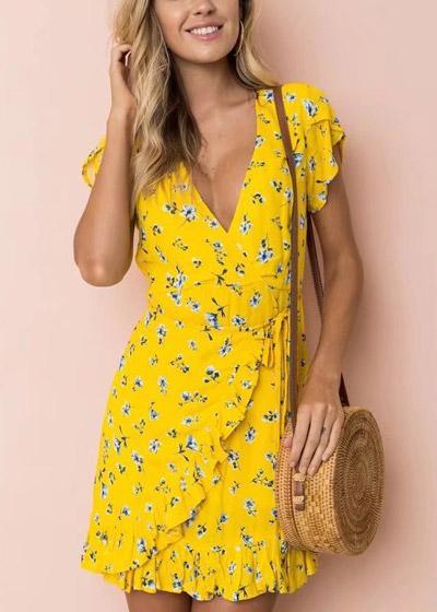 Vestido com Babado Florido