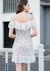 Vestido Curto de Renda com Babado