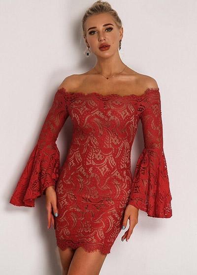 Vestido Curto Renda Ombro a Ombro