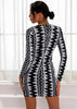 Vestido Justo Curto Decotado com Fenda
