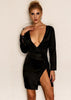 Vestido Curto Decotado Manga Longa