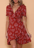 Vestido Curto Estampado com Babados