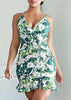Vestido Curto Florido Colado com Babado
