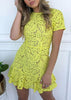Vestido de Renda Curto com Babado