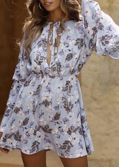 Vestido Curto Estampado Manga Flare com Babado