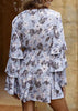 Vestido Curto Estampado Manga Flare com Babado
