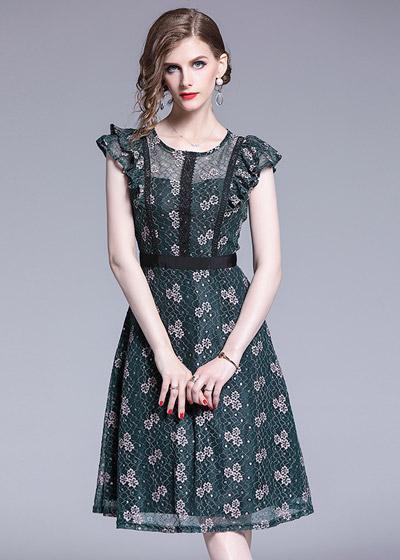 Vestido Evasê Midi Renda com Babados