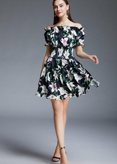 Vestido Curto Florido Rodado Ombro a Ombro com Babado