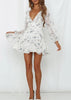 Vestido Curto Floral com Babado Manga Longa