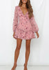 Vestido Curto Floral com Babado Manga Longa