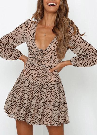 Vestido Curto Rodado Estampado Manga Longa