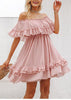 Vestido de Chiffon Curto Ombro Vazado com Babado