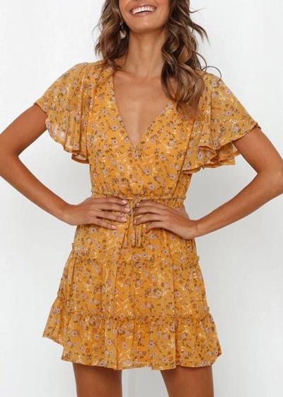 Vestido Curto Rodado Estampado Manga Flare