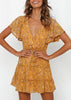 Vestido Curto Rodado Estampado Manga Flare