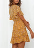 Vestido Curto Rodado Estampado Manga Flare