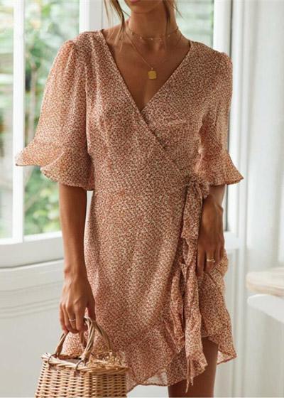 Vestido Transpassado Envelope Curto Estampado com Babado