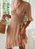Vestido Transpassado Envelope Curto Estampado com Babado