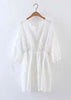 Vestido Renda Branco Curto com Trançado nas Costas