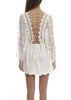 Vestido Renda Branco Curto com Trançado nas Costas