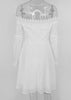 Vestido Branco Curto Rodado Ombro a Ombro com Trançado