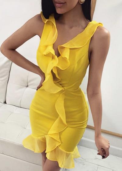 Vestido Curto Colado com Babado Festa
