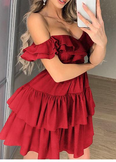 Vestido Curto Ombro a Ombro com Babado