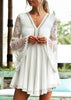 Vestido Curto Branco com Bordado Renda Manga Flare