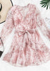 Vestido Curto Manga Longa Estampado com Babado