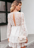Vestido Curto Branco de Renda com Babado na Barra