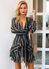 Vestido Curto Manga Comprida Listrado com Babado