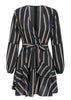 Vestido Curto Manga Comprida Listrado com Babado