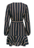 Vestido Curto Manga Comprida Listrado com Babado