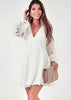 Vestido Branco Curto Rodado Simples Manga Bufante