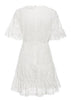 Vestido Branco Curto Rodado Renda Manga Flare
