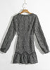 Vestido Curto Florido com Babado na Barra
