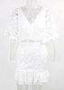 Vestido Festa Branco Curto Manga Flare com Babado