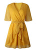 Vestido Curto Casual Solto com Babado na Frente