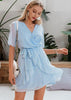 Vestido Curto Casual Solto com Babado na Frente