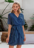 Vestido Curto Casual Solto com Babado na Frente