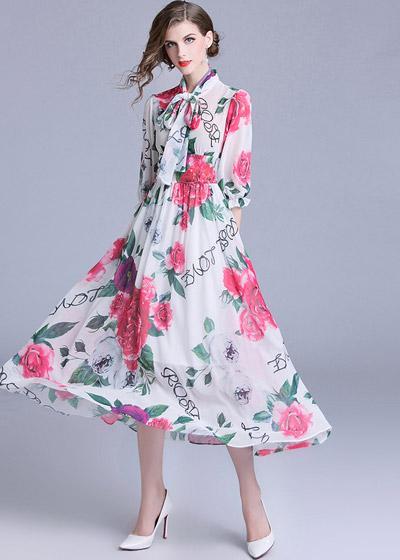 Vestido Estampado Evasê Gola Laço